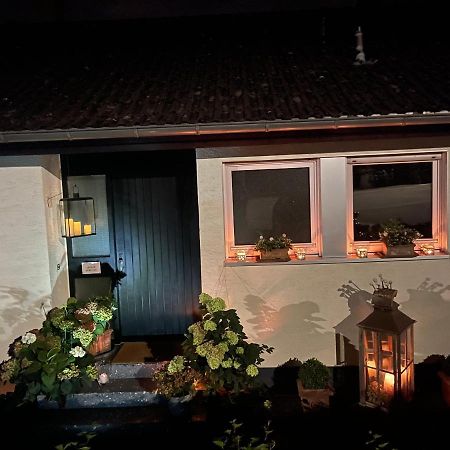 Appartement Region Esslingen - Naehe Messe - Flughafen - Stuttgart - Wohnen Und Arbeiten Auf Zeit In 120M2 Wohlfuehlatmosphaere - Ab 3 Uebernachtungen - Geeignet Fuer 4 Pers Incl Kinder - Beistellbett Moeglich - Kinder Und Tiere Willkommen - Garage F Altbach Εξωτερικό φωτογραφία