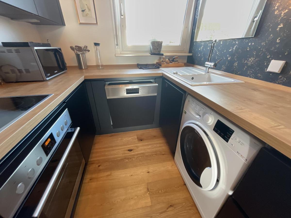 Appartement Region Esslingen - Naehe Messe - Flughafen - Stuttgart - Wohnen Und Arbeiten Auf Zeit In 120M2 Wohlfuehlatmosphaere - Ab 3 Uebernachtungen - Geeignet Fuer 4 Pers Incl Kinder - Beistellbett Moeglich - Kinder Und Tiere Willkommen - Garage F Altbach Εξωτερικό φωτογραφία