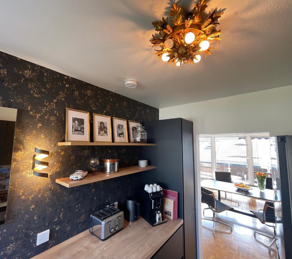 Appartement Region Esslingen - Naehe Messe - Flughafen - Stuttgart - Wohnen Und Arbeiten Auf Zeit In 120M2 Wohlfuehlatmosphaere - Ab 3 Uebernachtungen - Geeignet Fuer 4 Pers Incl Kinder - Beistellbett Moeglich - Kinder Und Tiere Willkommen - Garage F Altbach Εξωτερικό φωτογραφία