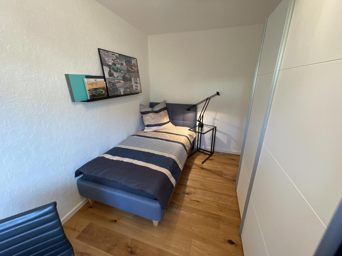 Appartement Region Esslingen - Naehe Messe - Flughafen - Stuttgart - Wohnen Und Arbeiten Auf Zeit In 120M2 Wohlfuehlatmosphaere - Ab 3 Uebernachtungen - Geeignet Fuer 4 Pers Incl Kinder - Beistellbett Moeglich - Kinder Und Tiere Willkommen - Garage F Altbach Εξωτερικό φωτογραφία