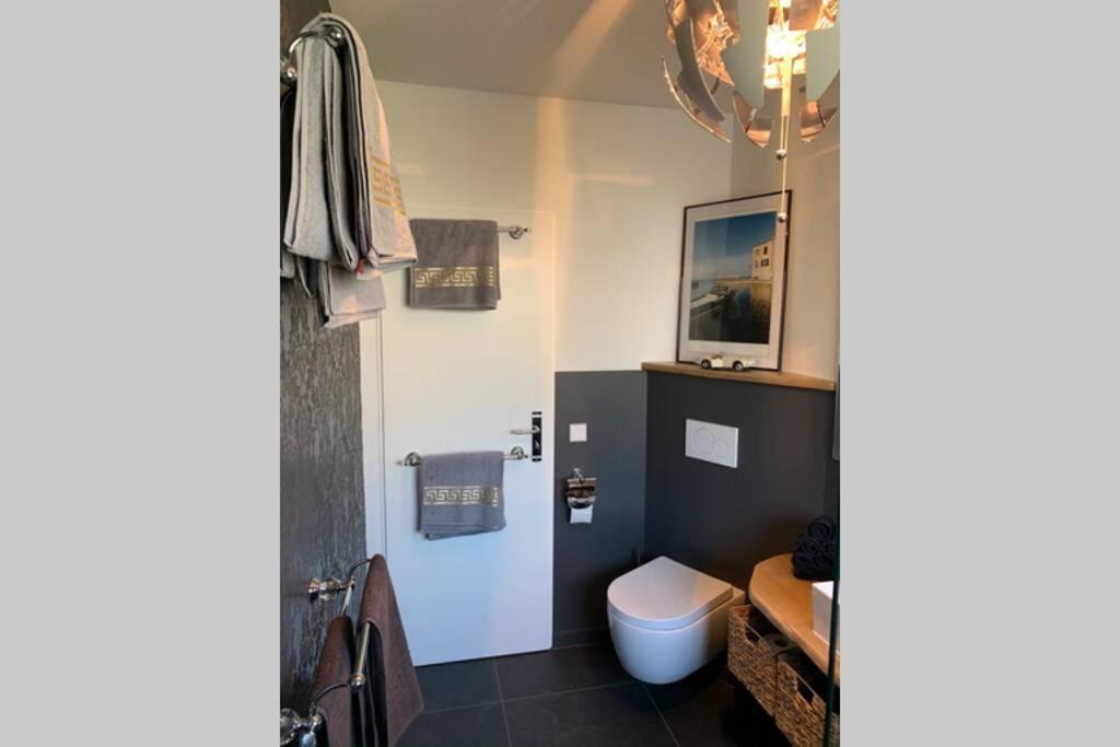 Appartement Region Esslingen - Naehe Messe - Flughafen - Stuttgart - Wohnen Und Arbeiten Auf Zeit In 120M2 Wohlfuehlatmosphaere - Ab 3 Uebernachtungen - Geeignet Fuer 4 Pers Incl Kinder - Beistellbett Moeglich - Kinder Und Tiere Willkommen - Garage F Altbach Εξωτερικό φωτογραφία